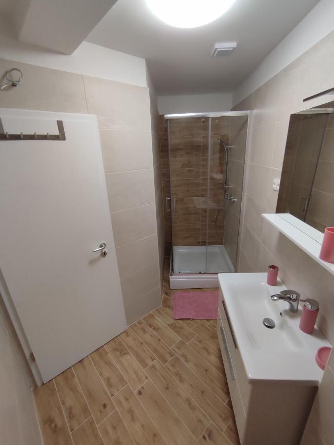 V&v - New Apartamento *